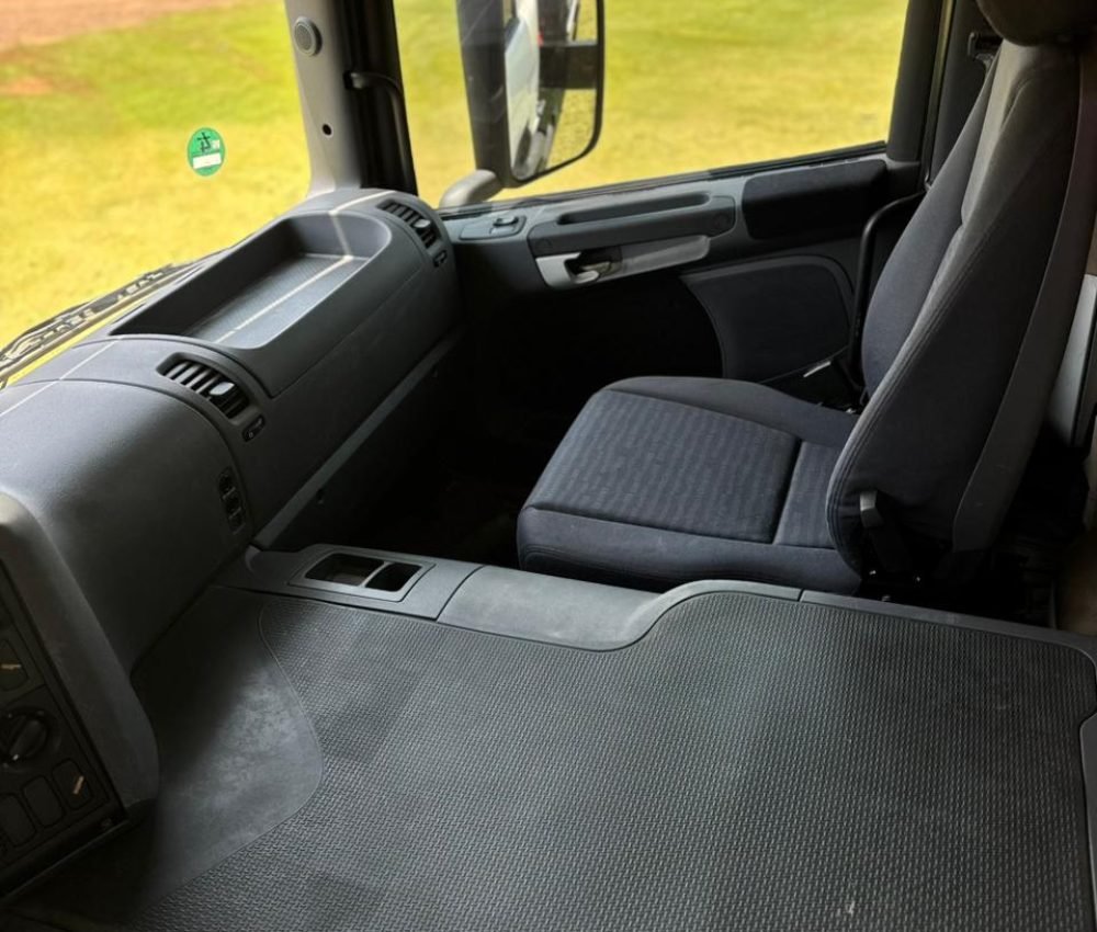 Imagem-do-WhatsApp-de-2025-10-15-as-20.53.54_cac88fe2